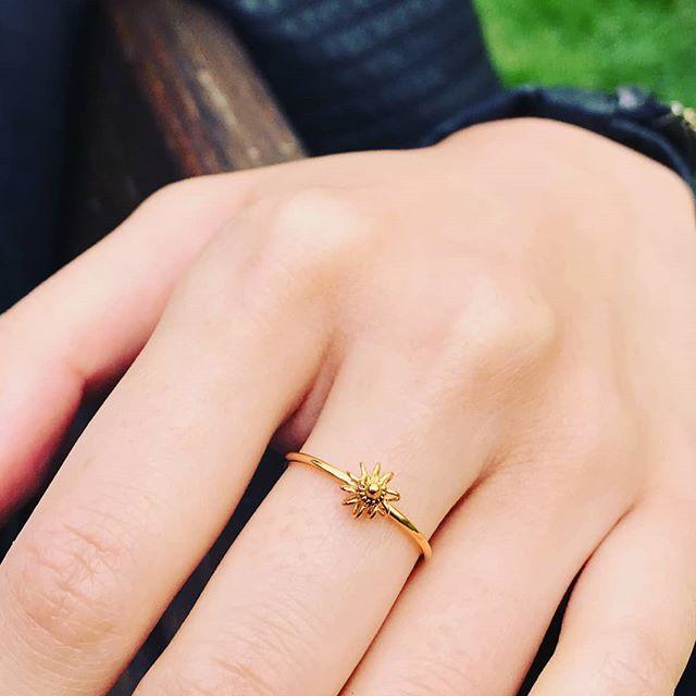 Indian Flower Ring - 9ct Gold